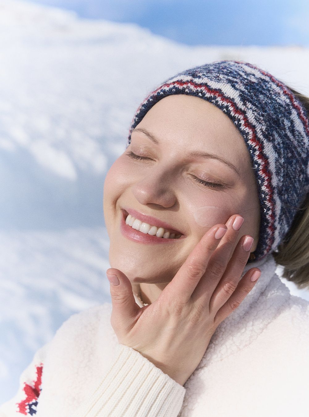 ŚWIADOMA PIELĘGNACJA TWARZY, CZYLI MNIEJ ZNACZY WIĘCEJ